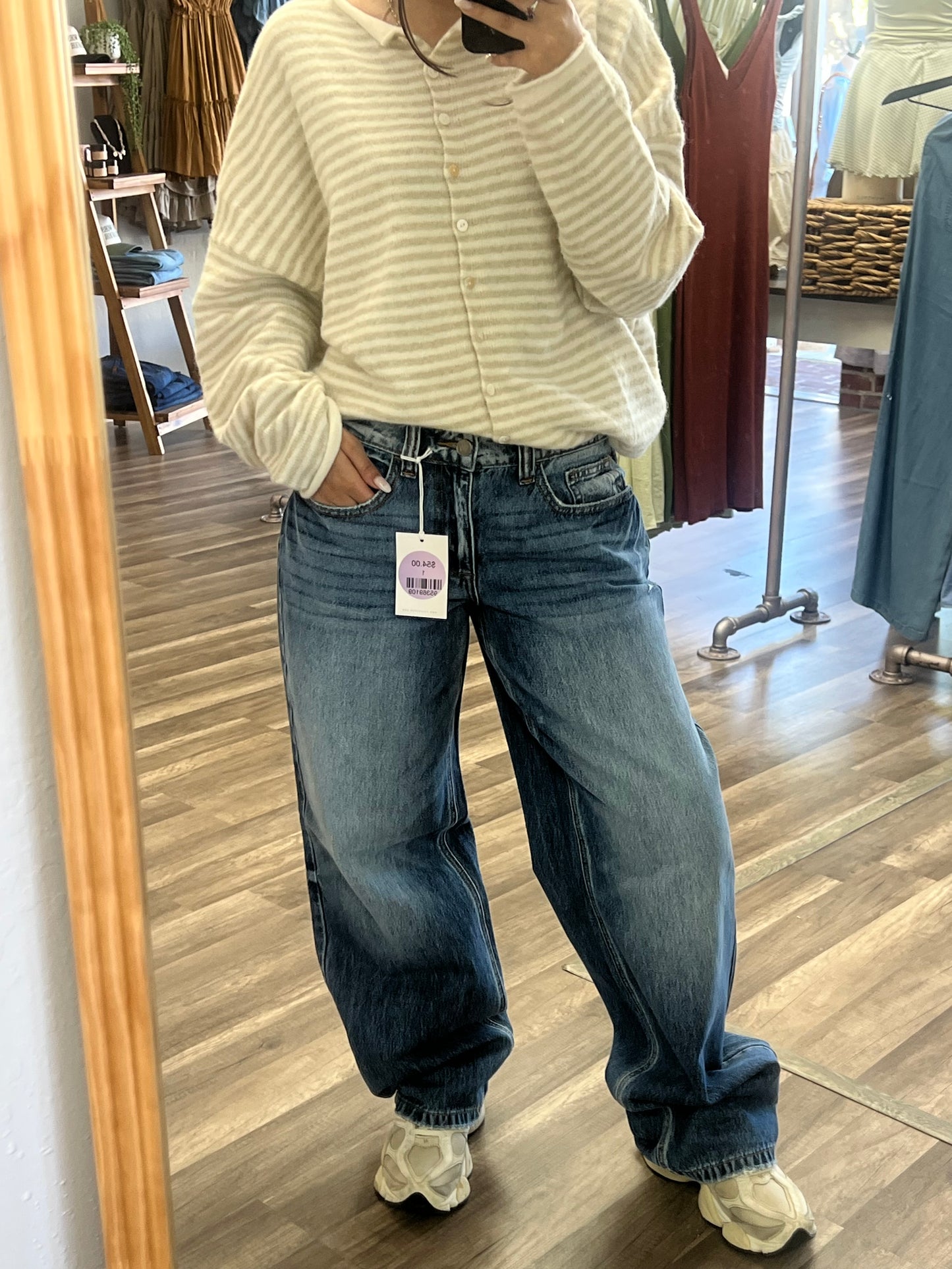 Low baggy jean