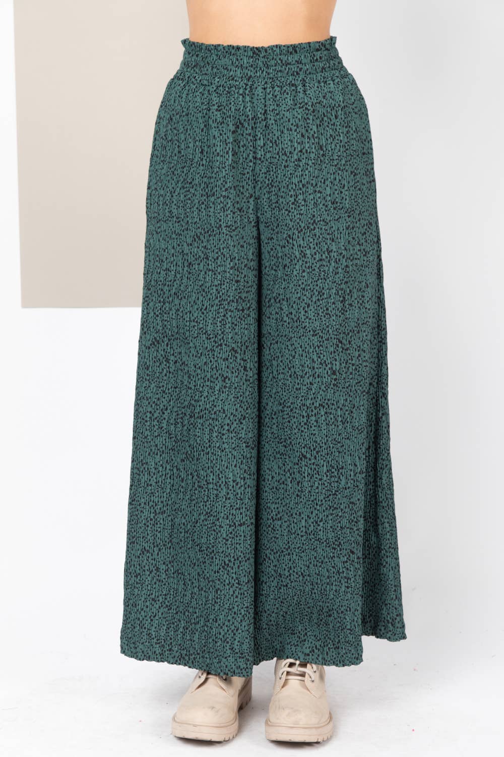 PLUS SIZE High-Waist Crinkled Wide Leg Pants